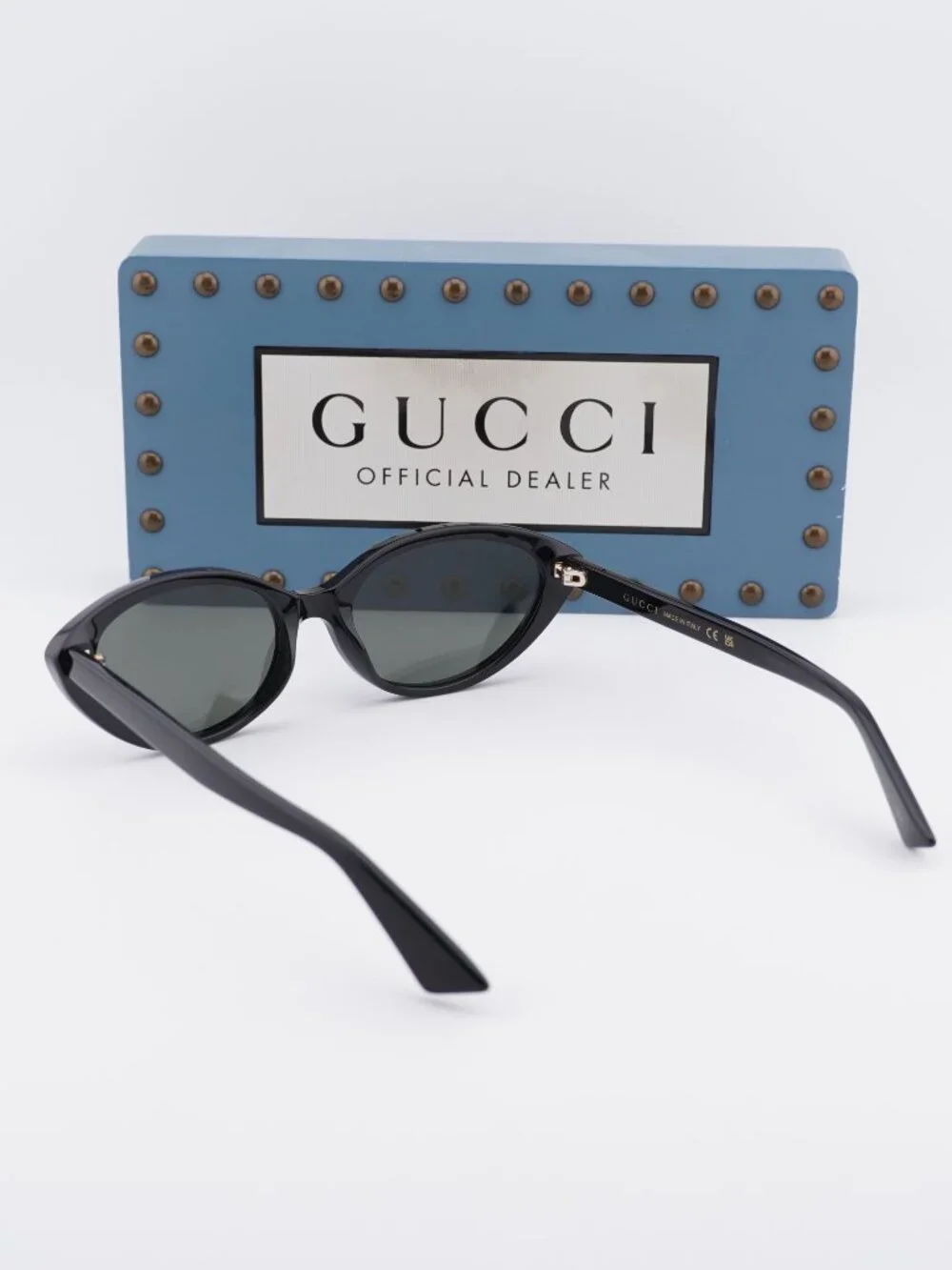 Gucci GG2110S 001 Cat Eye Sunglasses - Black \ Grey